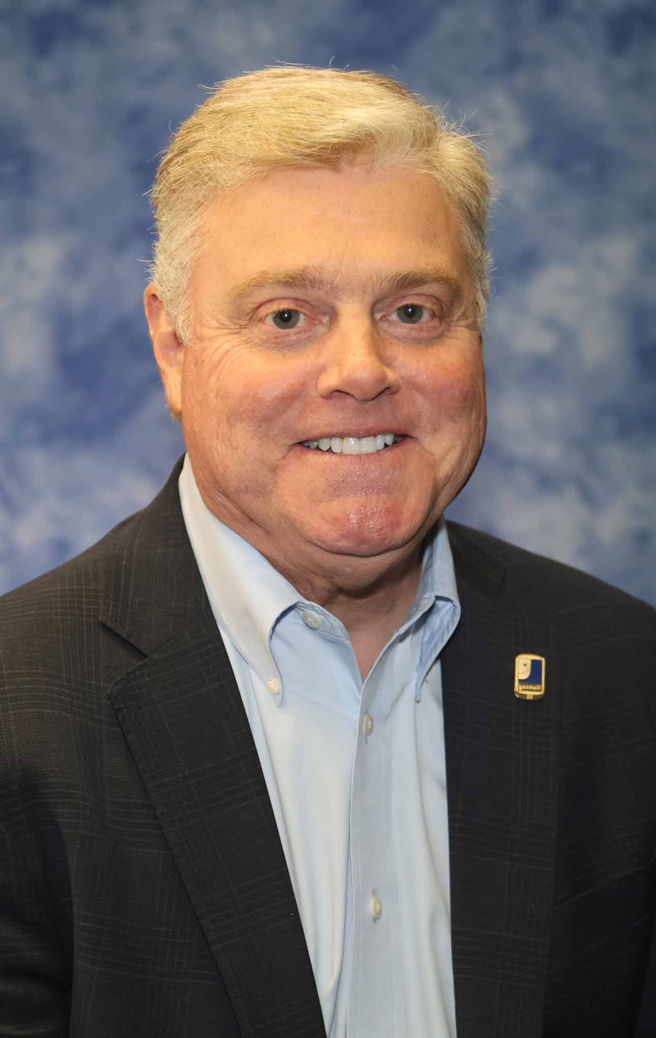 Michael J Winckler